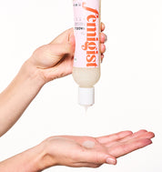 Femigist Vagelly Feminine Wash – pH-balanced formula being dispensed onto hand for intimate care and odor control